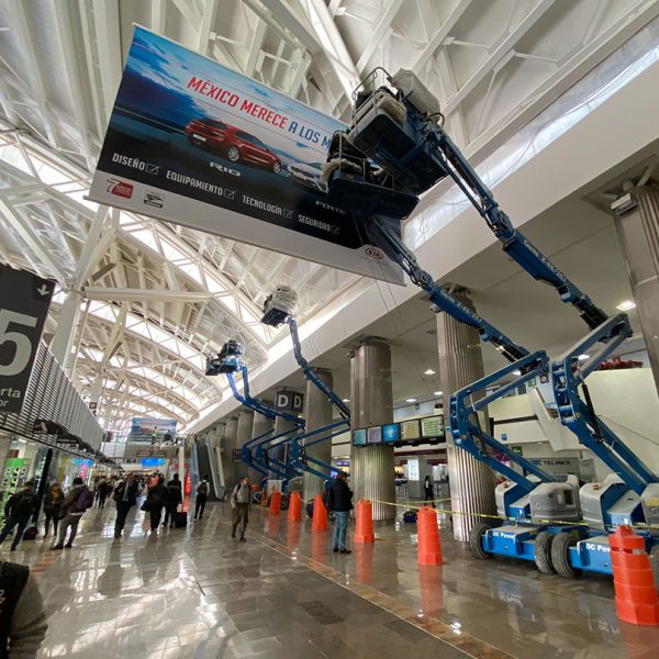 plataforma-articulada-en-aeropuerto